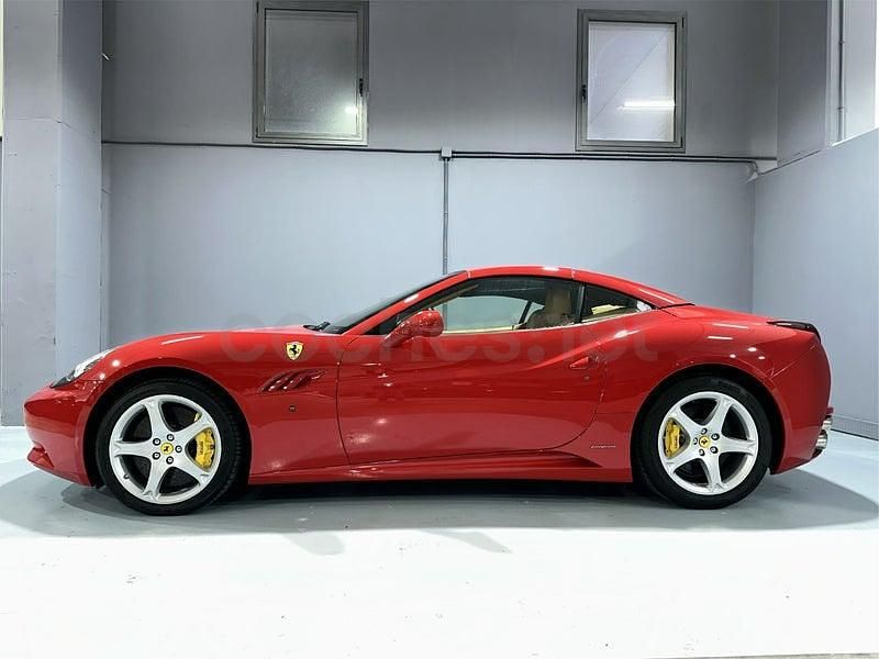 Usado Ferrari California 460 CV (338 kW) 2010 Rojo Descapotable