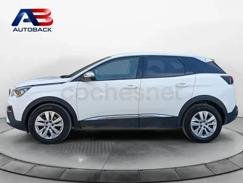 Usado Peugeot 3008 Style 130 CV (95 kW) 2021 Blanco SUV