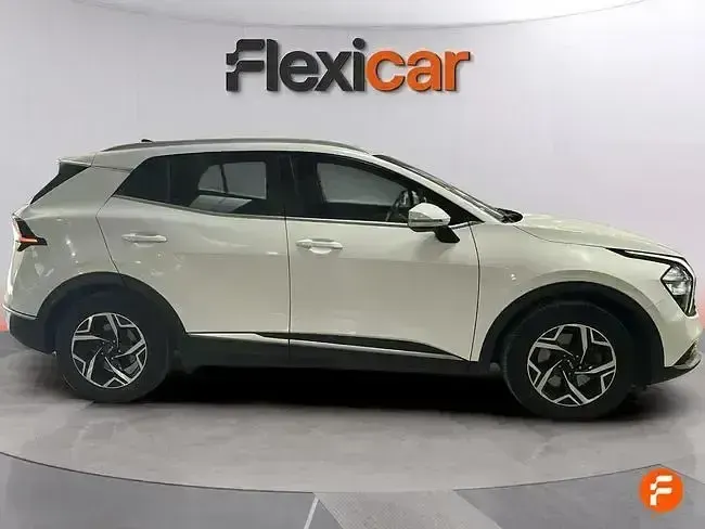 Usado Kia Sportage 136 CV (100 kW) 2023 Blanco SUV