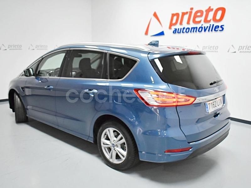 Begagnad Ford S-MAX Titanium 150 HK (110 kW) 2020 Blå Minibuss