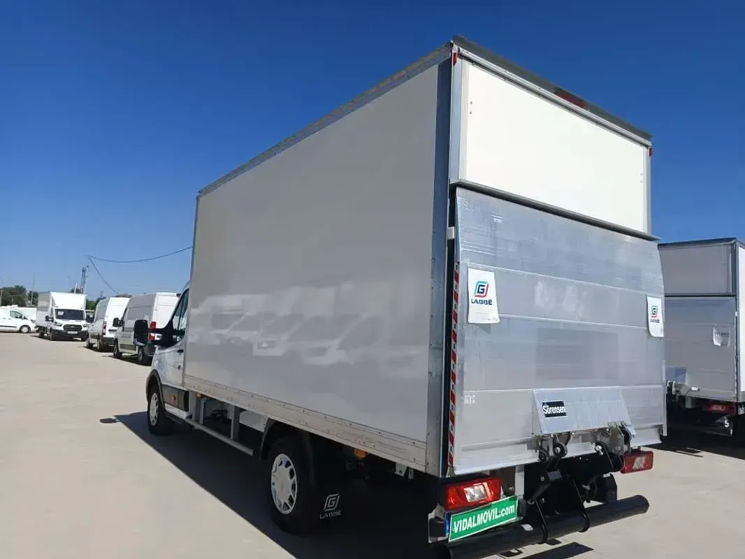 Usado Ford Transit Trend 131 CV (96 kW) 2024 Blanco Van