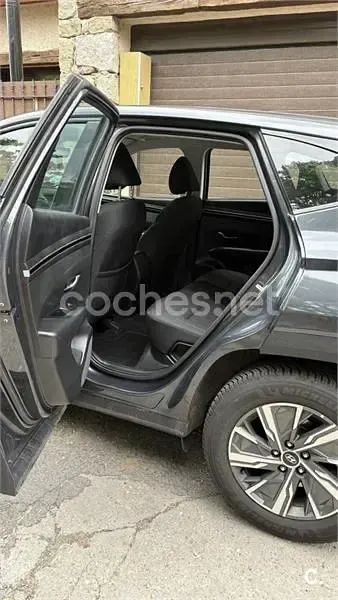 Usado Hyundai Tucson 115 CV (84 kW) 2023 Negro SUV
