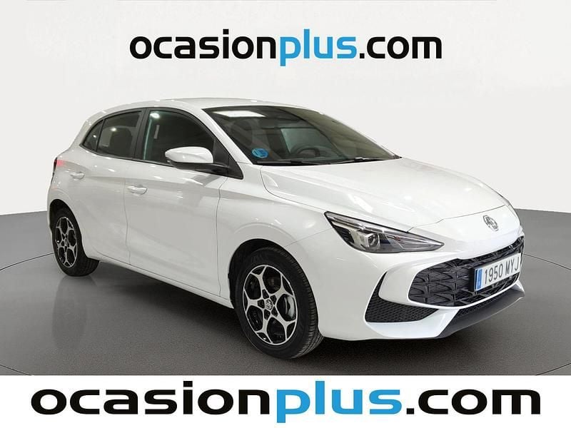 Używany MG MG3 Comfort 195 KM (143 kW) 2025 Biały Hatchback