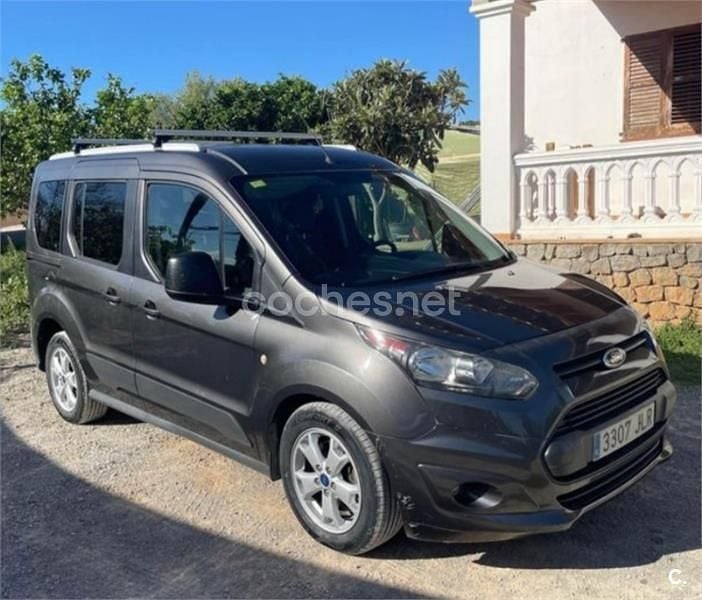 Usado Ford Tourneo Connect Trend 100 CV (73 kW) 2016 Gris / plata Monovolumen