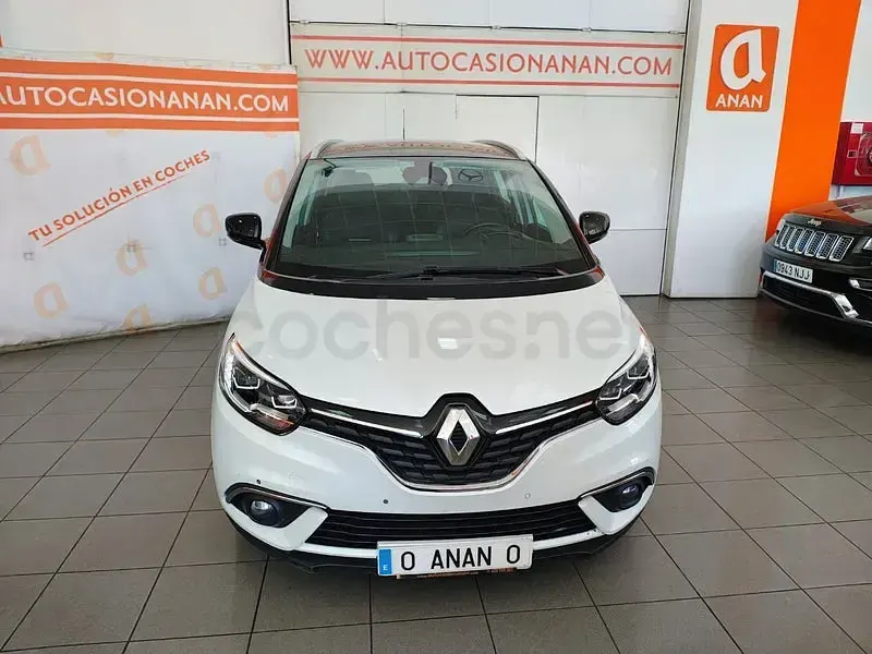 Begagnad Renault Grand Scénic IV Life 120 HK (88 kW) 2019 Vit Minibuss