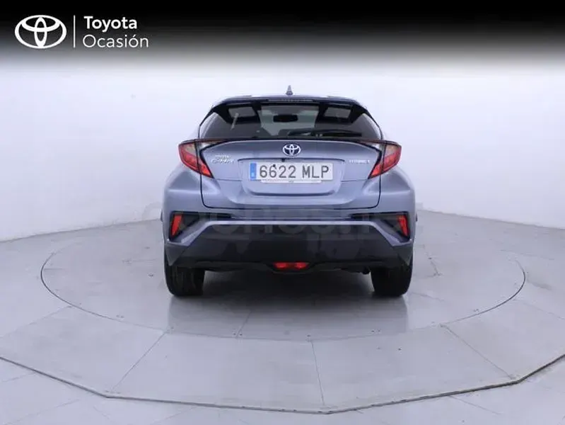 Usado Toyota C-HR Advance 122 CV (89 kW) 2023 Gris / plata SUV