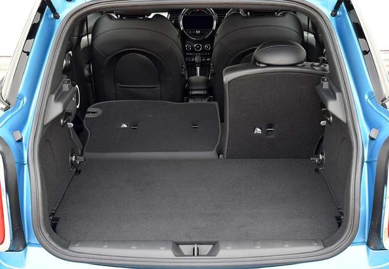 Käytetty Mini Cooper D 116 HP (85 kW) 2016 Vihreä Viistoperä