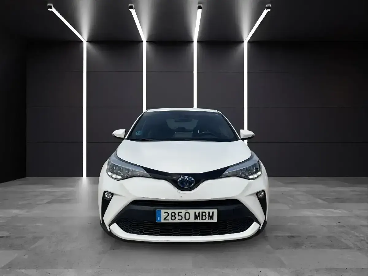 Usado Toyota C-HR Active 122 CV (89 kW) 2022 Blanco SUV