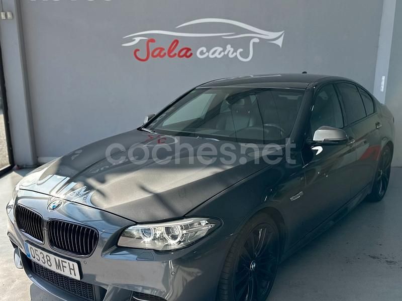 Gris / plata Usado 2015 BMW M550 Berlina | 31.500 € - Imagen 1/4