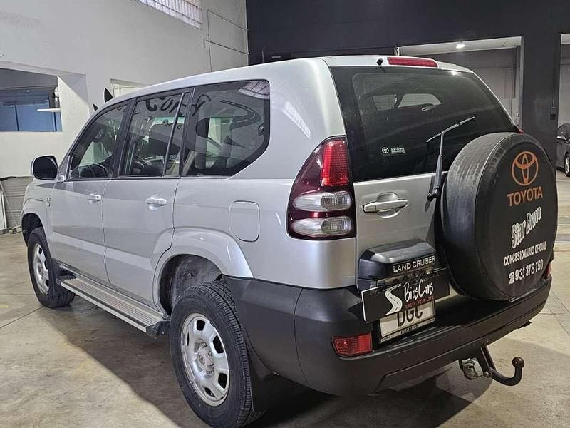 Usado Toyota Land Cruiser 166 CV (122 kW) 2005 Gris SUV