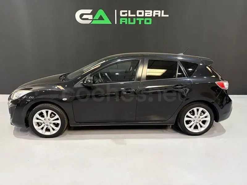 Usado Mazda 3 Luxury 150 CV (110 kW) 2009 Negro Berlina
