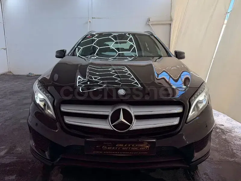 Usado Mercedes GLA220 AMG line 177 CV (130 kW) 2016 Negro SUV