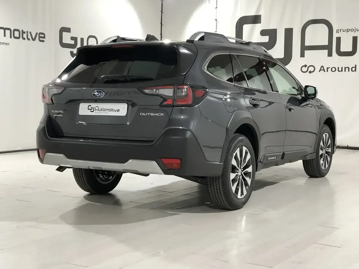 Usado Subaru Outback 169 CV (124 kW) 2023 Gris SUV