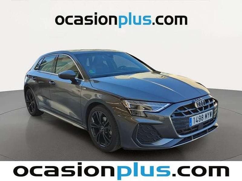 Usado Audi A3 Sportback S-Line 150 CV (110 kW) 2025 Gris Utilitario