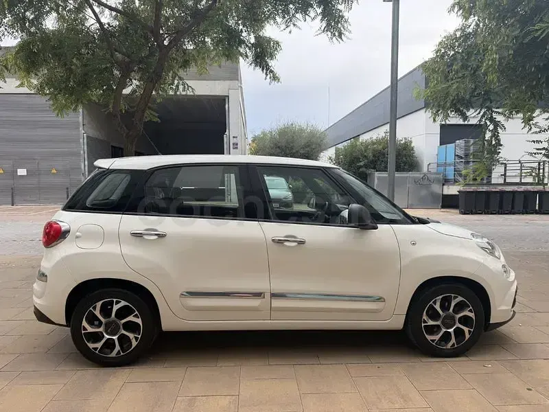 Usado Fiat 500L Lounge 95 CV (69 kW) 2019 Blanco Monovolumen
