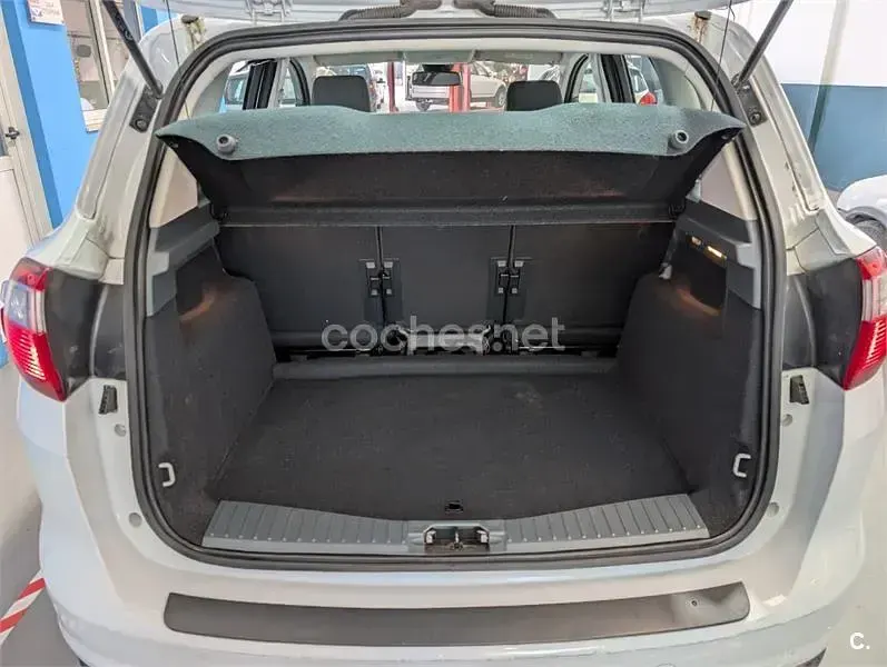 Usado Ford C-MAX Trend 125 CV (91 kW) 2013 Blanco Monovolumen