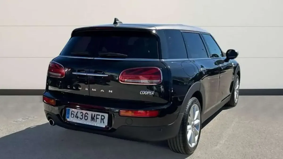 Usado Mini Cooper 137 CV (100 kW) 2023 Negro Utilitario