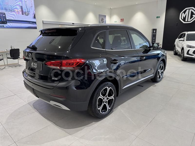 Usado MG ZS Comfort 116 CV (85 kW) 2025 Negro Berlina