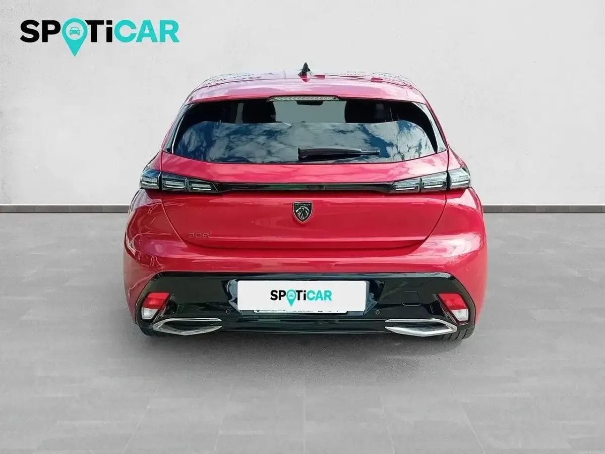 Usado Peugeot 308 Allure 130 CV (95 kW) 2022 Rojo Berlina