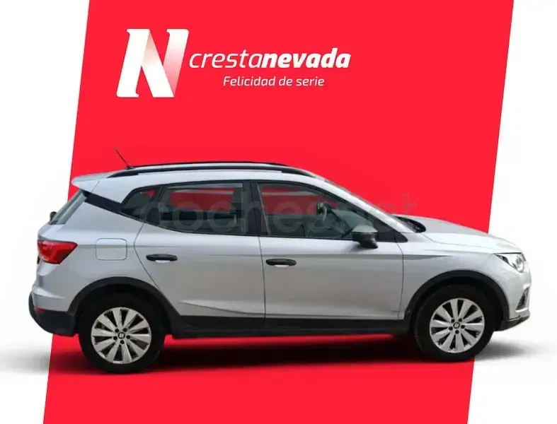 Usado Seat Arona Reference 90 CV (66 kW) 2020 Gris / plata SUV