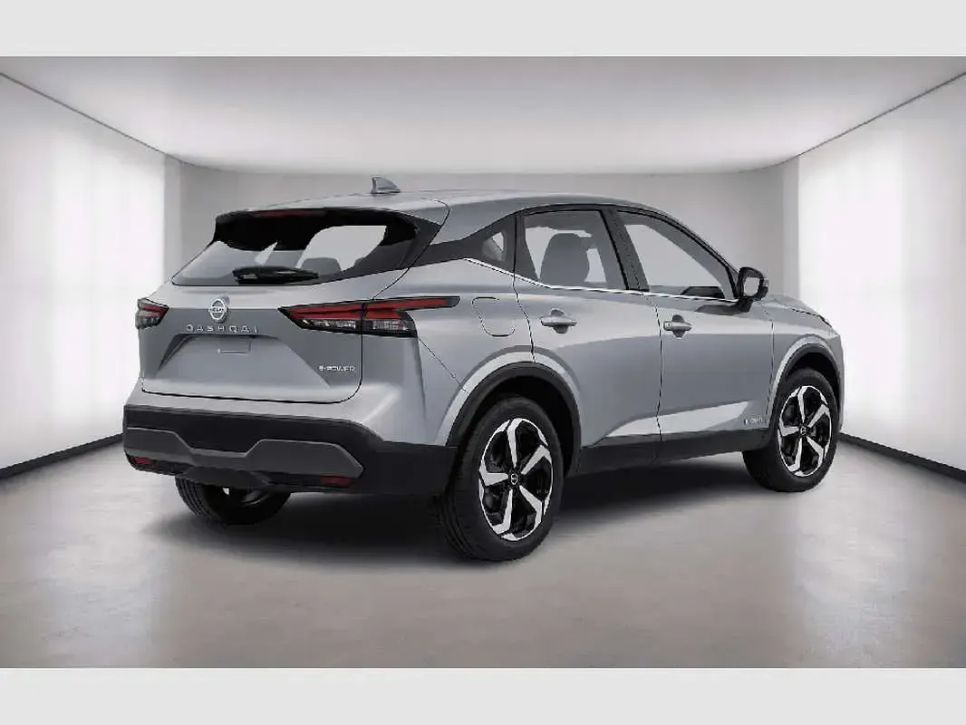 Usado Nissan Qashqai Acenta 190 CV (139 kW) 2023 Gris SUV