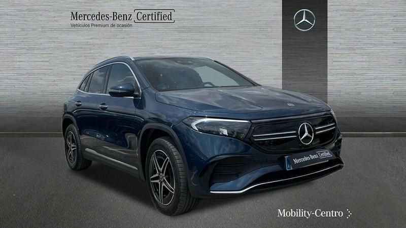 Usado Mercedes EQA300 AMG line 167 kW (228 CV) 2023 Denim blue  metallic paint SUV