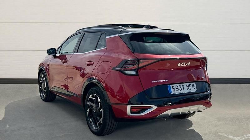 Usado Kia Sportage GT-Line 252 CV (185 kW) 2025 Rojo SUV