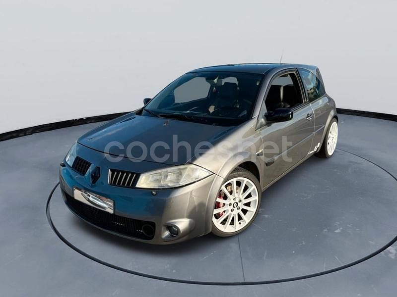 Gris / plata Usado 2008 Renault Mégane III Berlina | 13.990 € - Imagen 1/3