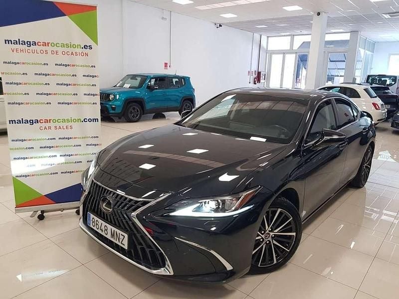 Usado Lexus ES300 218 CV (160 kW) 2024 Negro Berlina