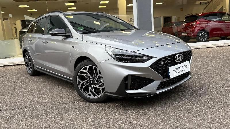 Nuevo Hyundai i30 N Line 100 CV (73 kW) 2025 Gris/plata