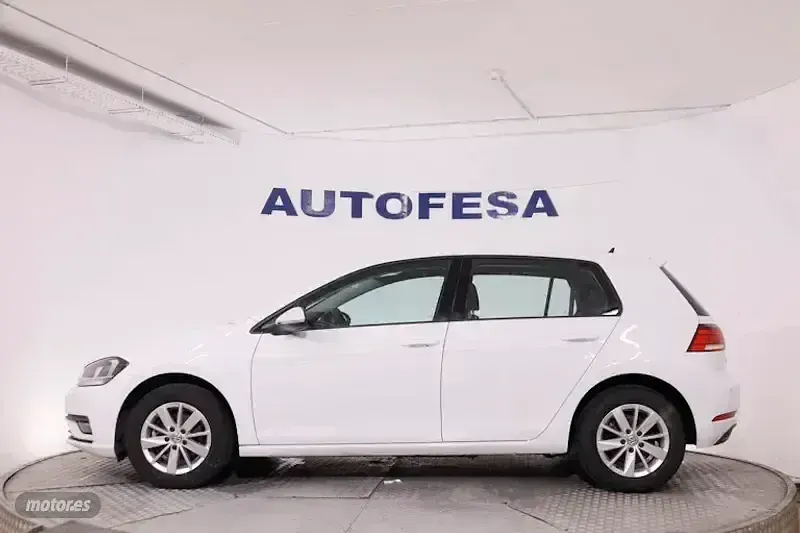 Usado VW Golf VII 110 CV (80 kW) 2017 Blanco