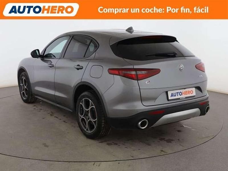 Usado Alfa Romeo Stelvio Executive 280 CV (205 kW) 2020 Gris SUV