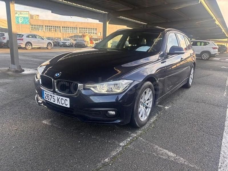 Usado BMW 318 Comfort Edition 150 CV (110 kW) 2017 Azul Familiar