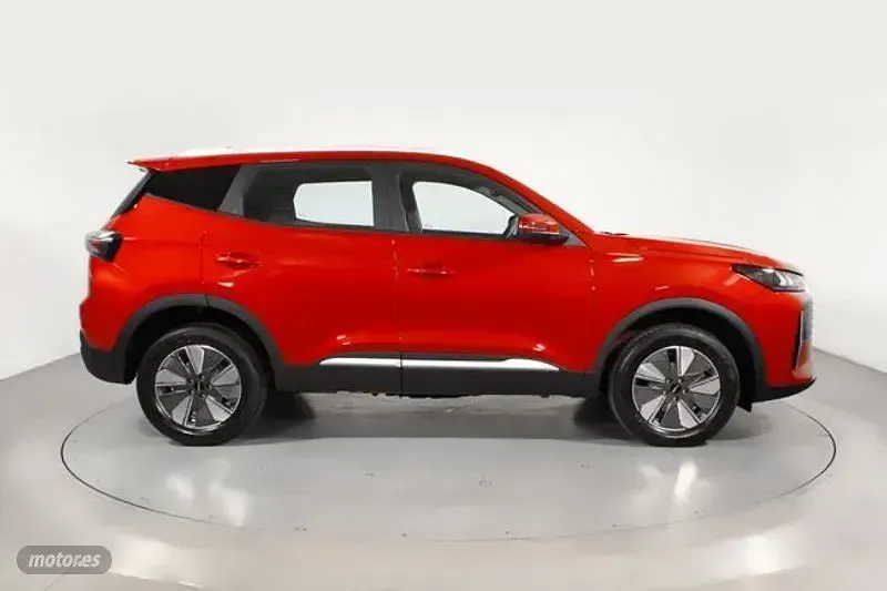 Usado Ebro s400 211 CV (155 kW) 2025 Rojo SUV
