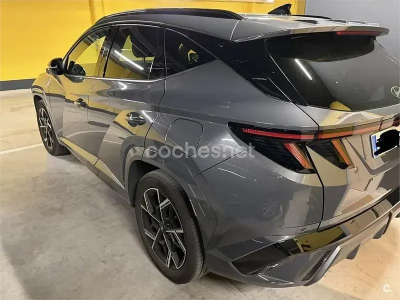 Usado Hyundai Tucson N Line 136 CV (100 kW) 2024 Gris / plata SUV