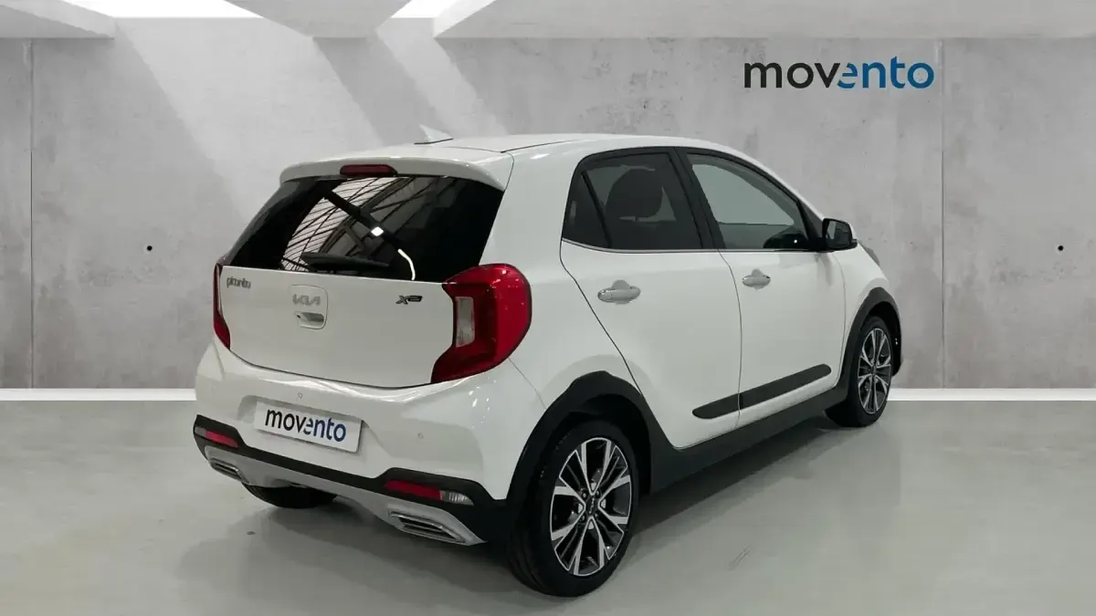 Usado Kia Picanto X-Line 100 CV (73 kW) 2022 Blanco Utilitario