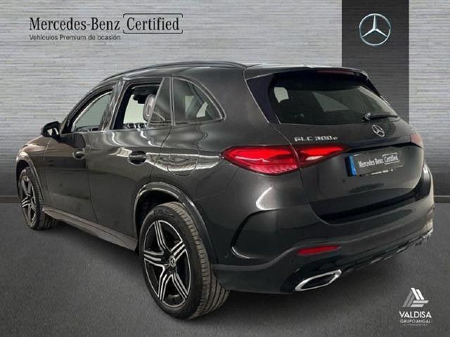 Usado Mercedes GLC300e 313 CV (230 kW) 2024 Gris grafito