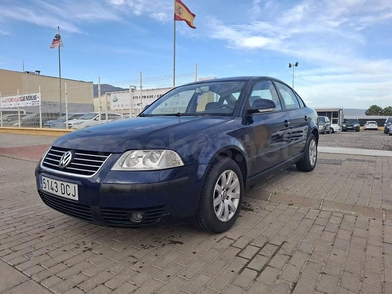 Azul Usado 2005 VW Passat Edition Berlina | 4200 € (Precio justo) - Imagen 1/4