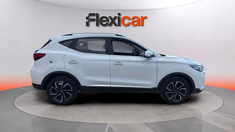 Käytetty MG ZS Comfort 106 HP (77 kW) 2023 Valkoinen Katumaasturi