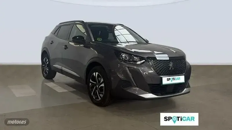 Usado Peugeot 2008 Allure 131 CV (96 kW) 2022 Gris SUV