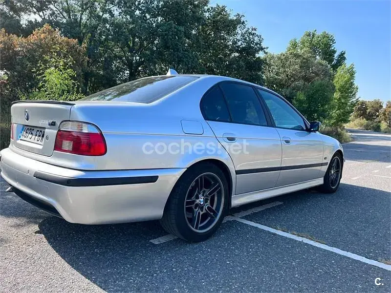 Usado BMW 530 193 CV (141 kW) 2002 Gris / plata Berlina