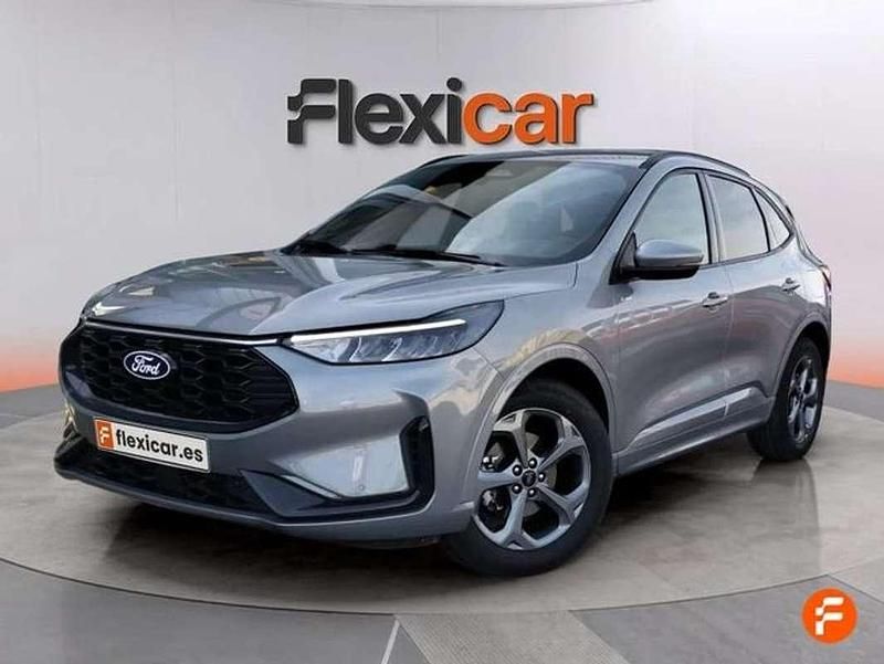 Usado Ford Kuga ST-Line 150 HP (110 kW) 2025 Cinzento SUV