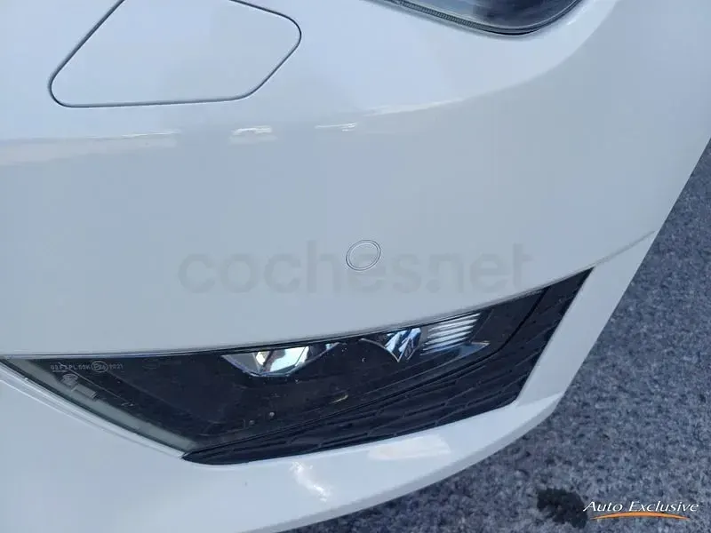 Usado Seat Leon FR 140 CV (102 kW) 2014 Blanco Berlina