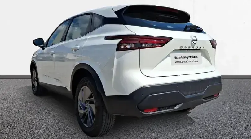 Usado Nissan Qashqai Acenta 158 CV (116 kW) 2024 Lunar white SUV