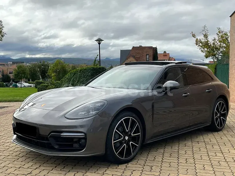 Usado Porsche Panamera Sport Turismo 440 CV (323 kW) 2018 Gris / plata Familiar