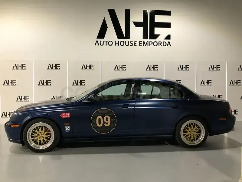 Usado Jaguar S-Type Executive 238 CV (175 kW) 2002 Azul Berlina