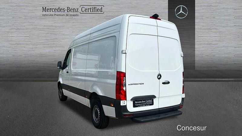 Usado Mercedes Sprinter 76 CV (55 kW) 2024 Blanco Van