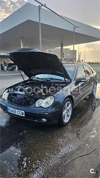 Azul Usado 2002 Mercedes C270 Elegance Berlina | 2200 € - Imagen 1/3
