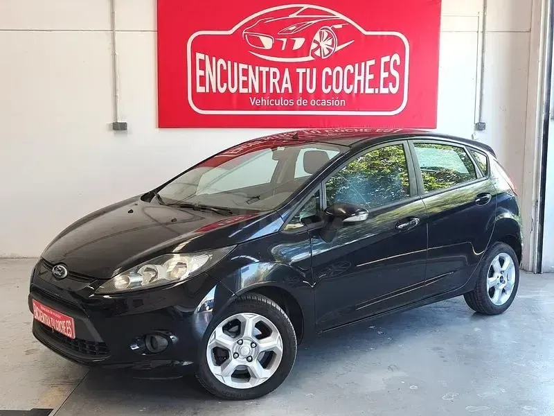 Usado Ford Fiesta Trend 82 CV (60 kW) 2009 Negro Berlina