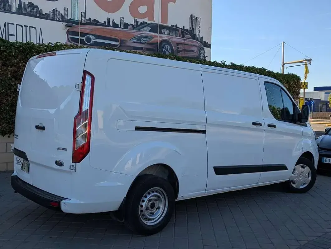 Usado Ford Transit Custom 131 CV (96 kW) 2021 Blanco Van